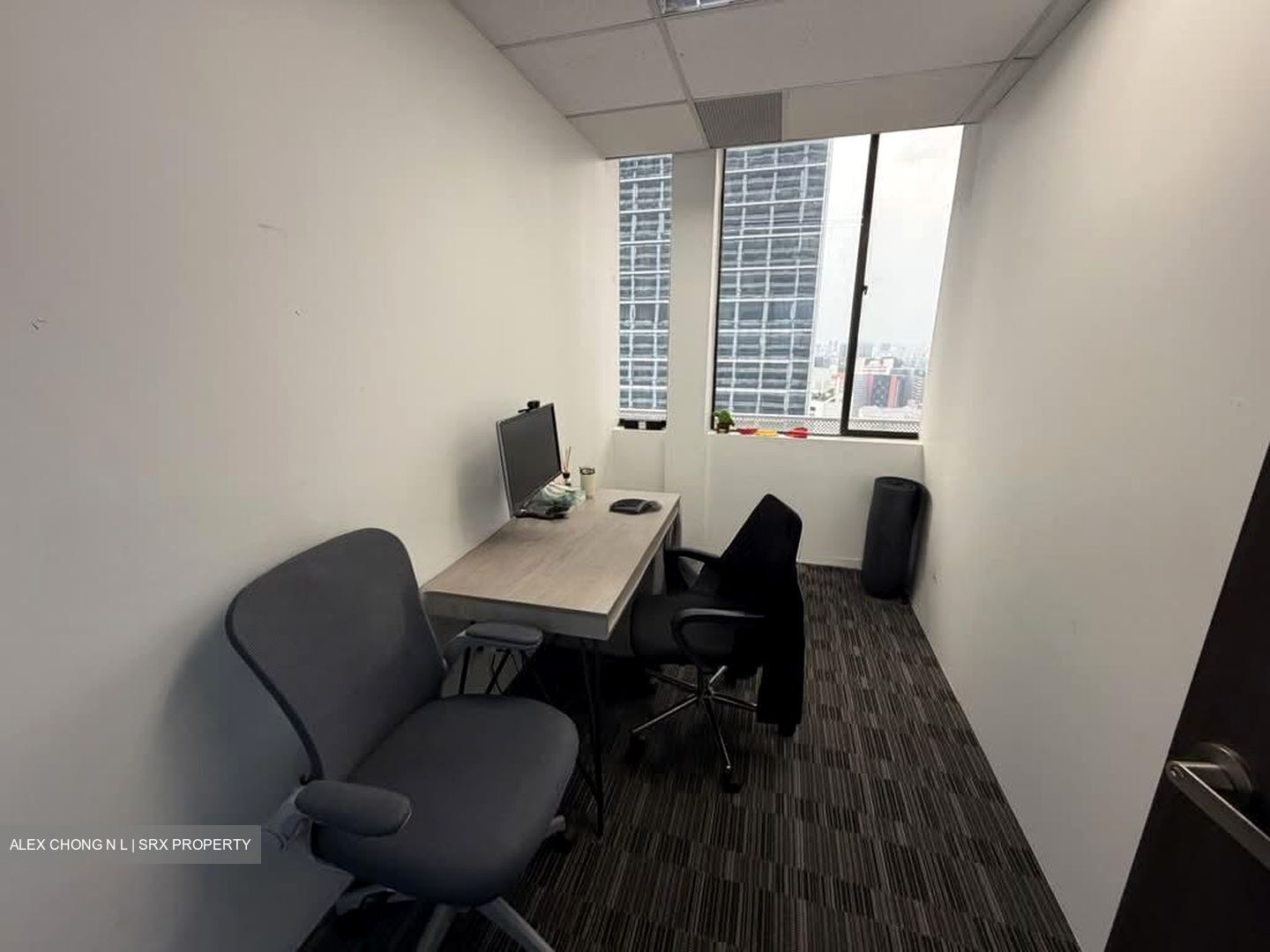 International Plaza (D2), Office #592842541